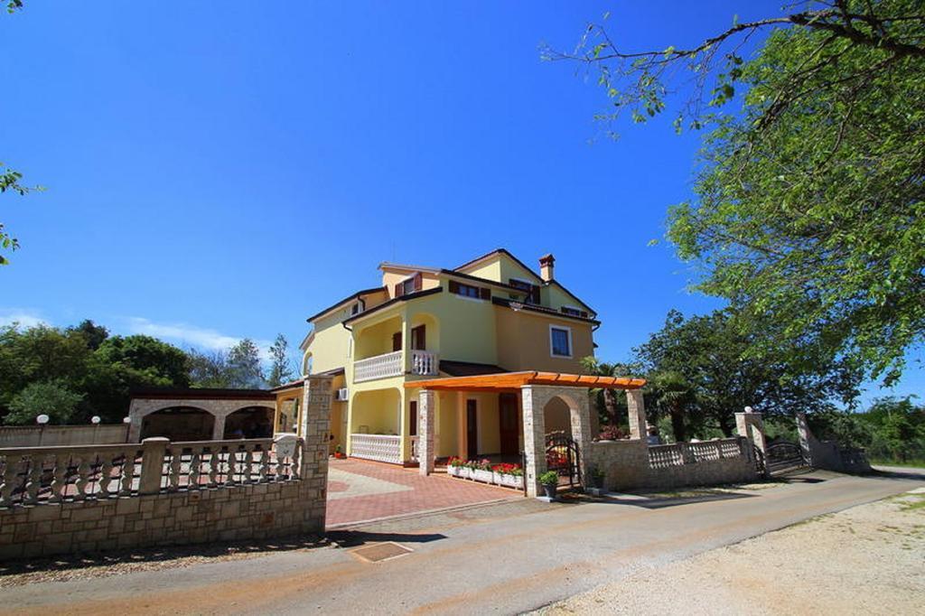 Apartments Catic Umag Exterior foto